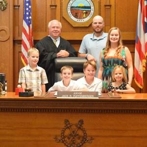 Meet your Posher, Noelle